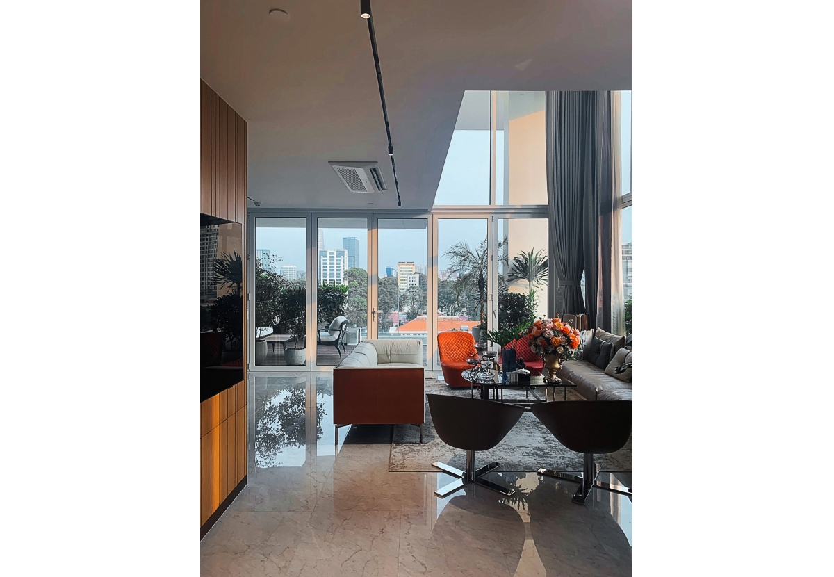 DUPLEX PENTHOUSE VINHOMES GOLDEN RIVER